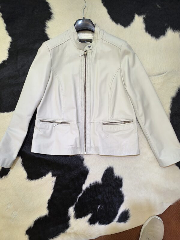 CAMPERA DE CUERO CLASICA MUJER - Imagen 2