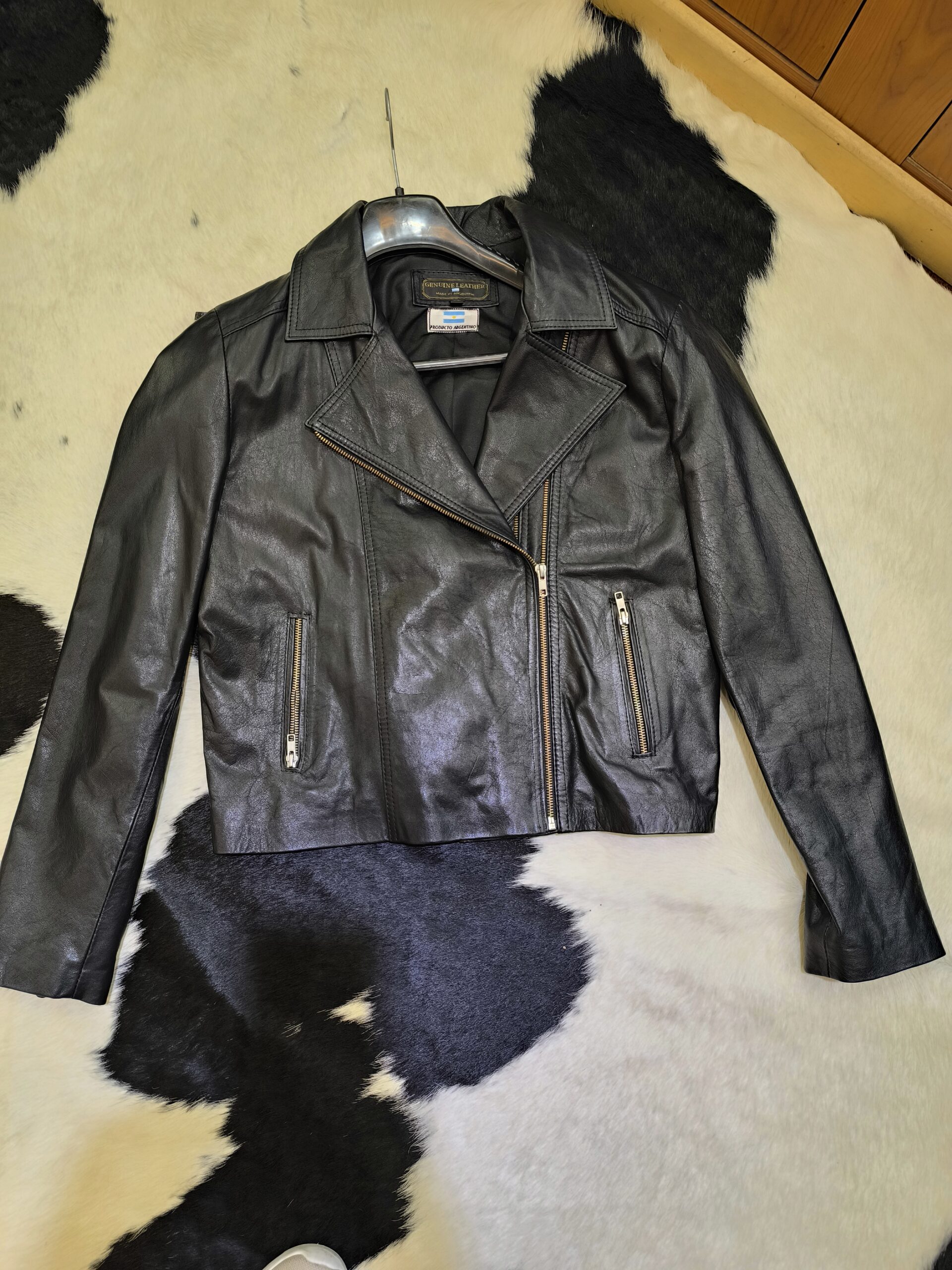 CAMPERA MOTORISTA MUJER CON CUELLO Y DOBLE CIERRE